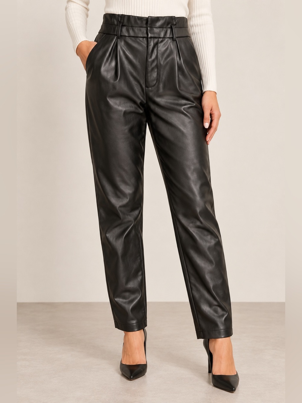 Steve Madden Black Faux Leather High Rise Pleated Pants Size M